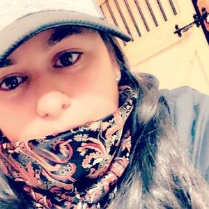 Meet your Posher, Melissa